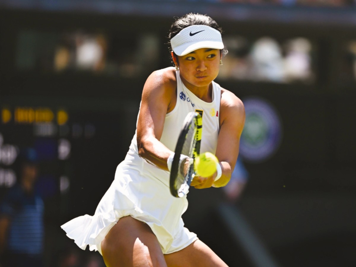 Alex Eala advances to round of 16 in Indian Wells after Gauff&nbsp;retires