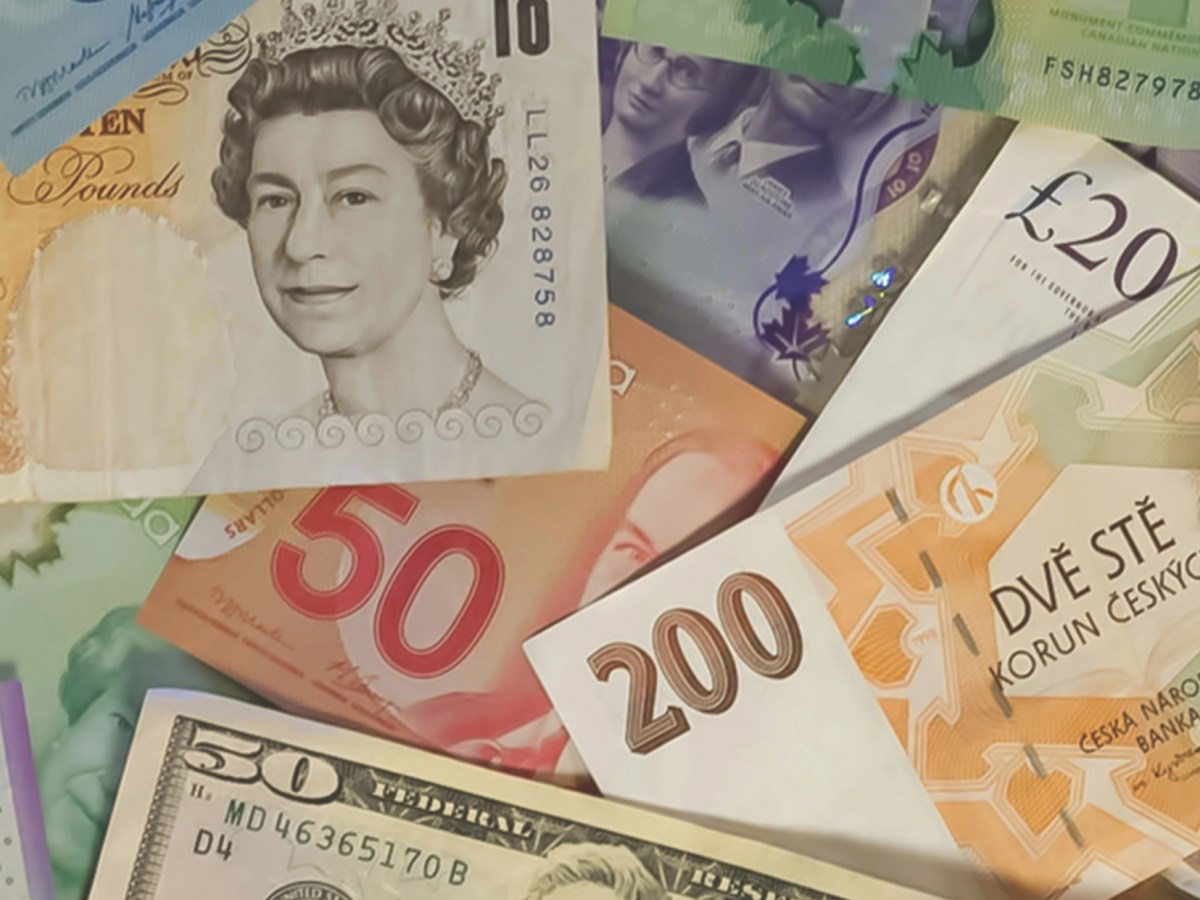 How much money remittances Filipinos in Canada send to the&nbsp;Philippines