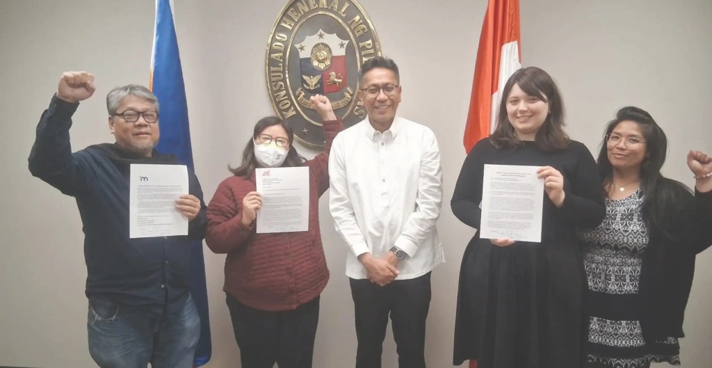 Filipino community, Canadian solidarity groups deliver petition to Philippine Consulate in Toronto calling for release of Filipino-American community&nbsp;organizer