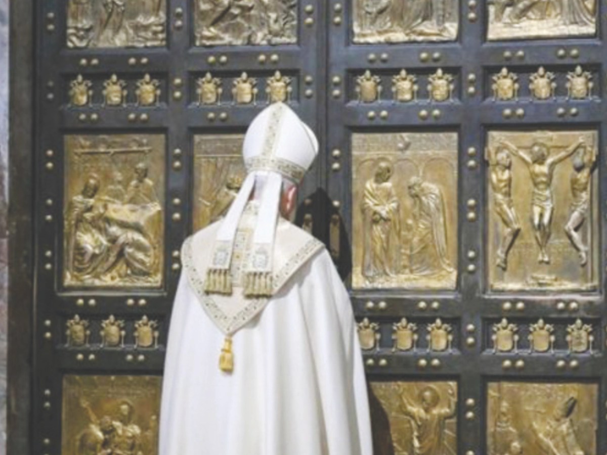 Pope Leo XIV closes St. Peter’s Holy Door, concluding Jubilee of&nbsp;Hope